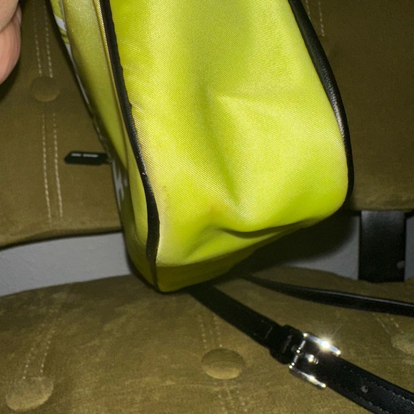 Michael Kors Bag, Neon Green, Lime - Picture 6 of 11